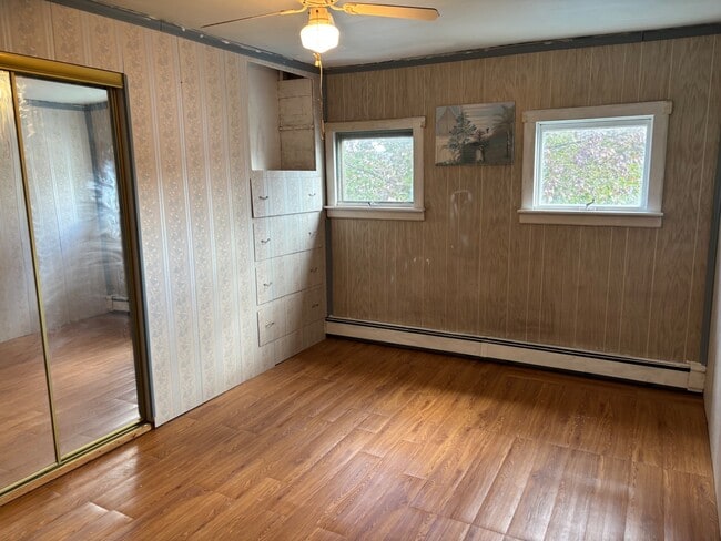 Building Photo - 1308 17th Ave