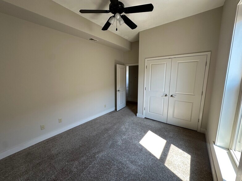 Bedroom 1 - 107 W Wisconsin Ave