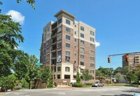 Building Photo - 2600 Highland Ave