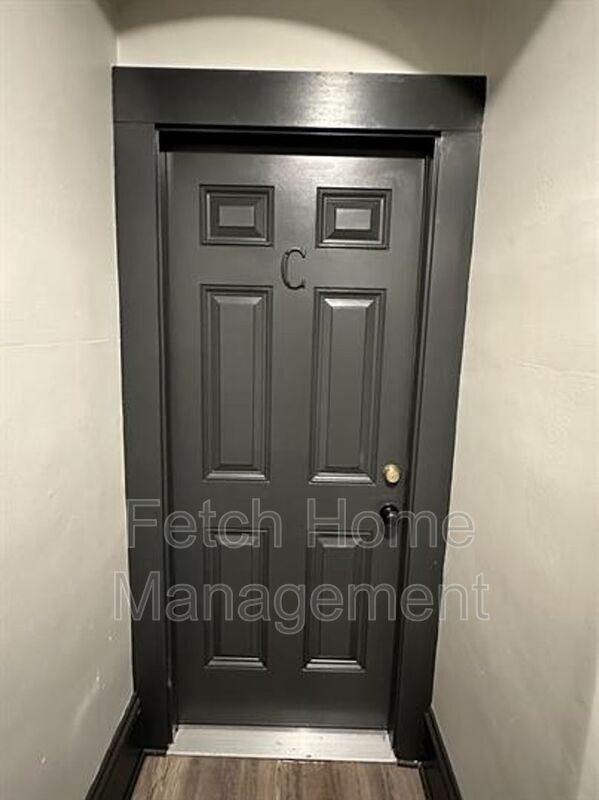 Building Photo - 25 S Ann St