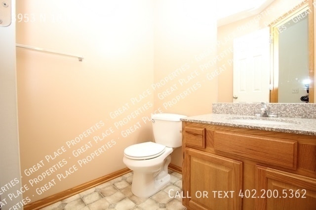 Building Photo - 3953 N 18th-