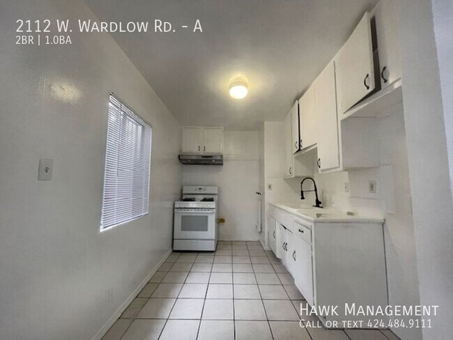 Building Photo - 2112 W Wardlow Rd