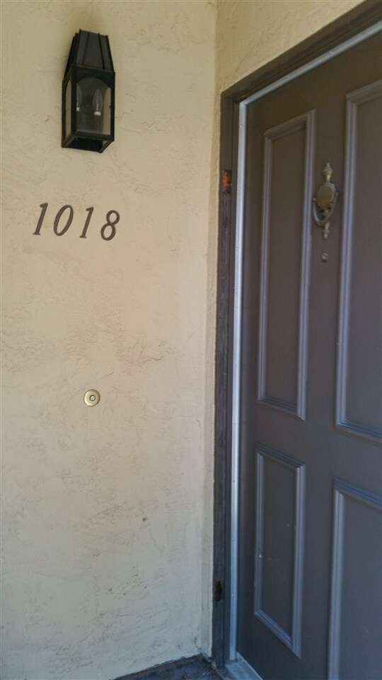 Building Photo - 1018 Grape St
