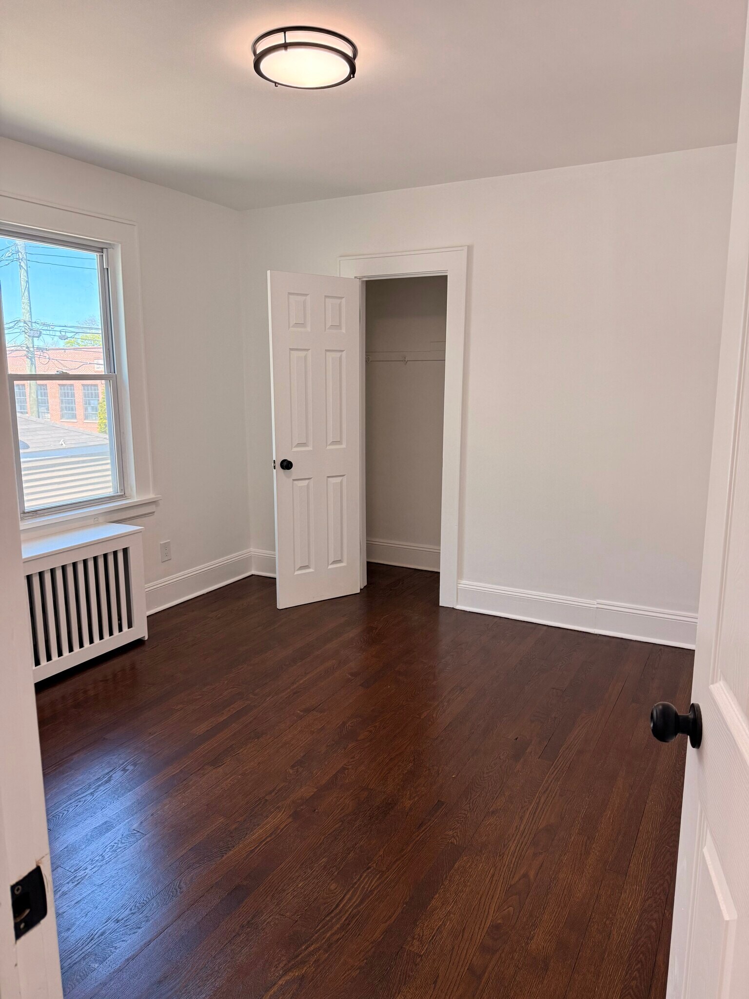 Building Photo - 103 Fox St