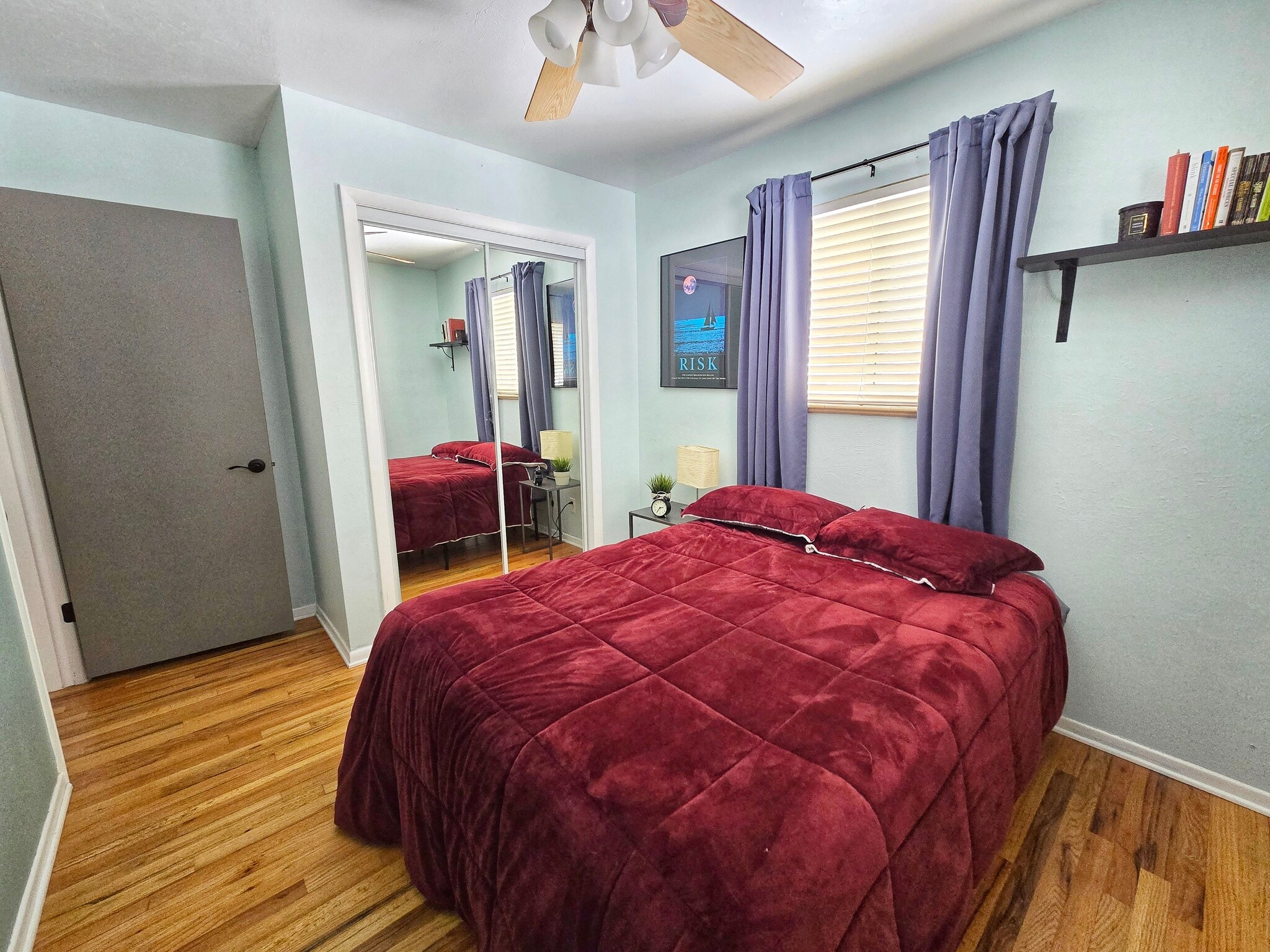 Upstairs Spare Bedroom 2 (bed not included) - 965 S Parfet Way
