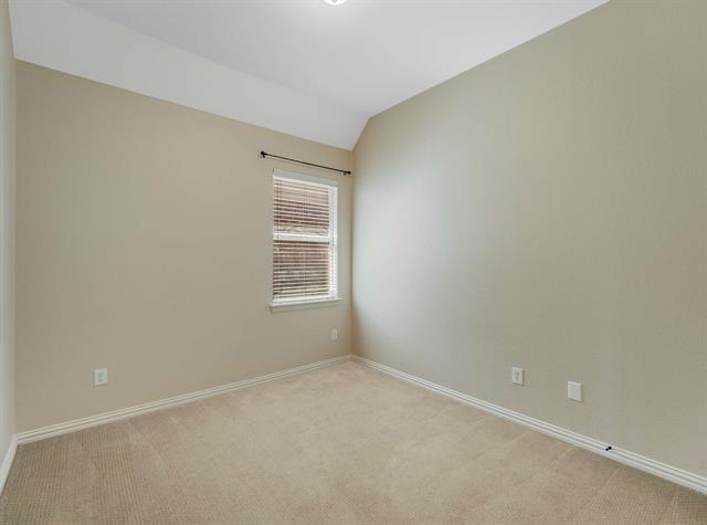 Building Photo - 4901 Newbridge Dr