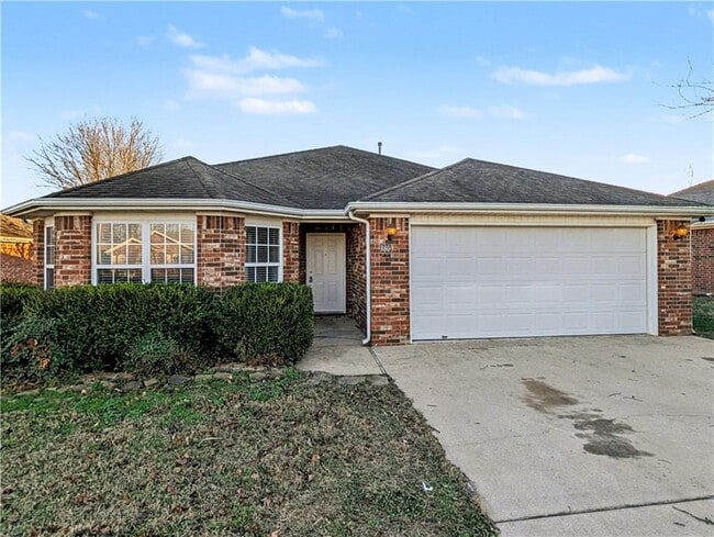 Building Photo - 3803 SW Carriageway Ave