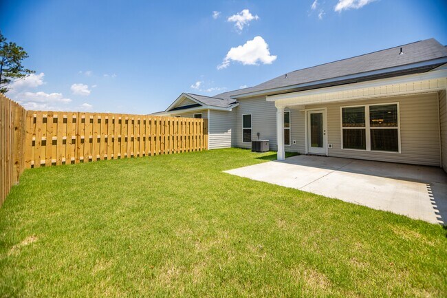 Building Photo - 7172 Paisley Cir