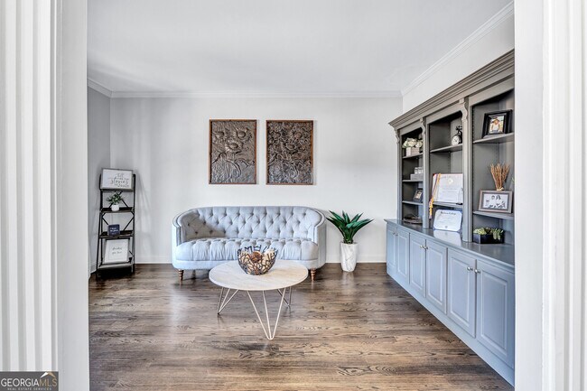 Building Photo - 2980 Cadbury Trail SW