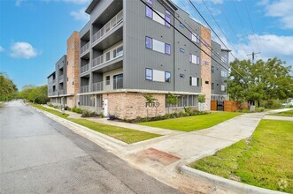 Building Photo - 100 Mockingbird Ln W