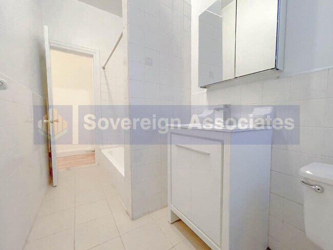 Building Photo - 255 Fort Washington Avenue