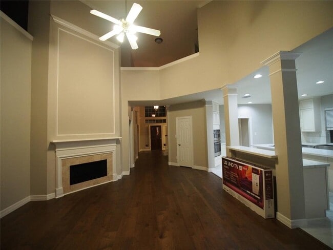 Building Photo - 5423 Montbury Ln