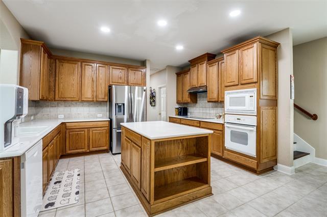Building Photo - 14823 Blakehill Dr