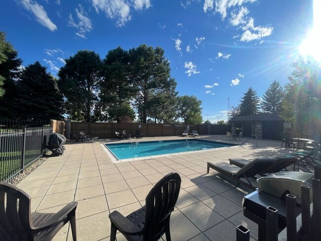 Building Photo - Built to Spoil! Gated Community in Denver with attached Garage!