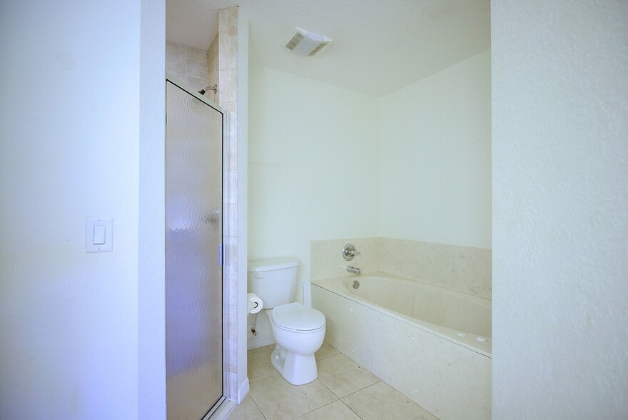 Building Photo - 221 Beech Way NW