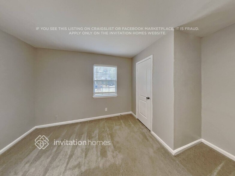 Building Photo - 102 Whitham St
