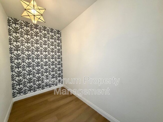 Building Photo - 30219 Corte Cantera