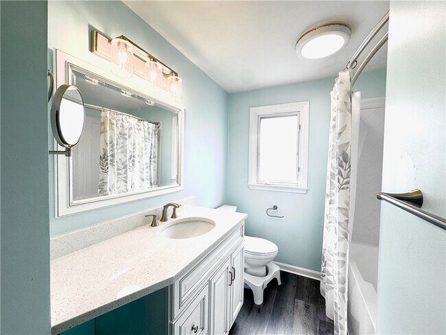 Building Photo - 37 Penhurst Rd