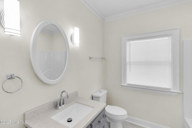 Building Photo - 1216 Barkentine Dr