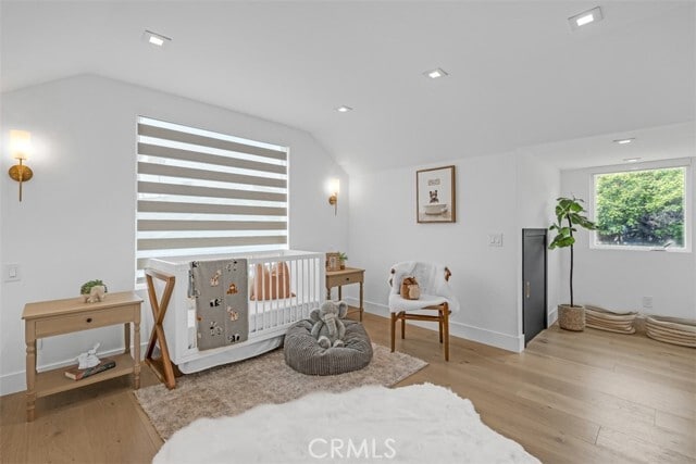 Building Photo - 430 W Kenneth Rd