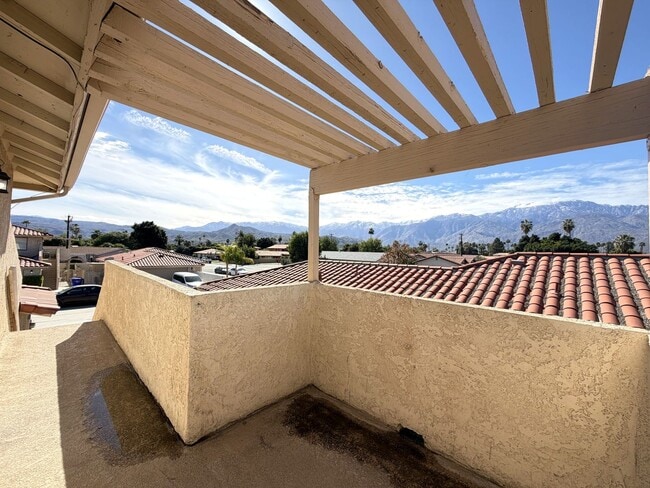 Building Photo - COMING SOON!! 3 Bedroom 2 Bathroom Upper Level Unit in Cathedral City!