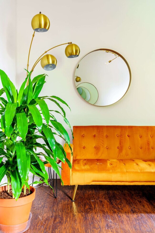 Building Photo - 241 W Water St