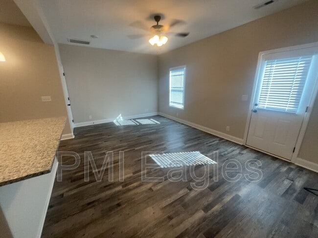 Building Photo - 384 Fallow Cir