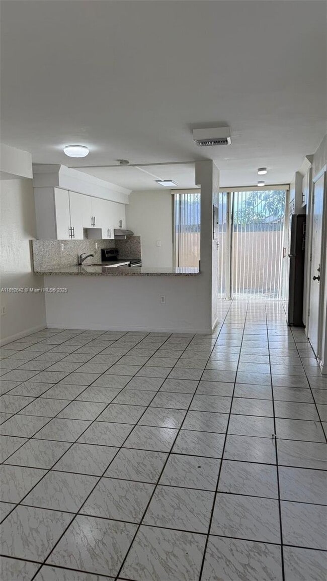 Building Photo - 20118 SW 123rd Dr