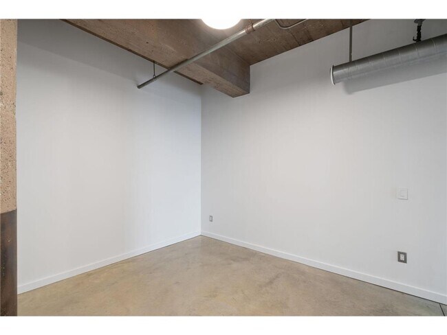 Building Photo - 901 N 3rd St