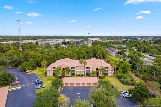 Building Photo - 3673 NW Adriatic Ln