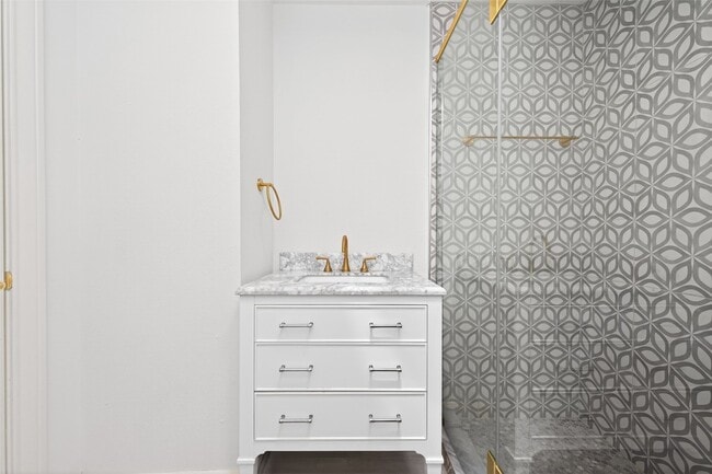 Building Photo - 24 Windermere Ln