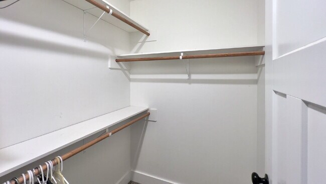 Building Photo - For Rent: 3BR, 2BA in the country