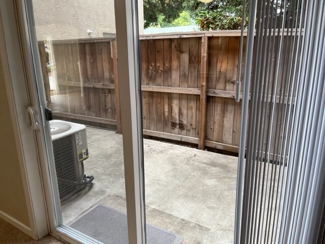 Private Patio - 1600 Park Ln
