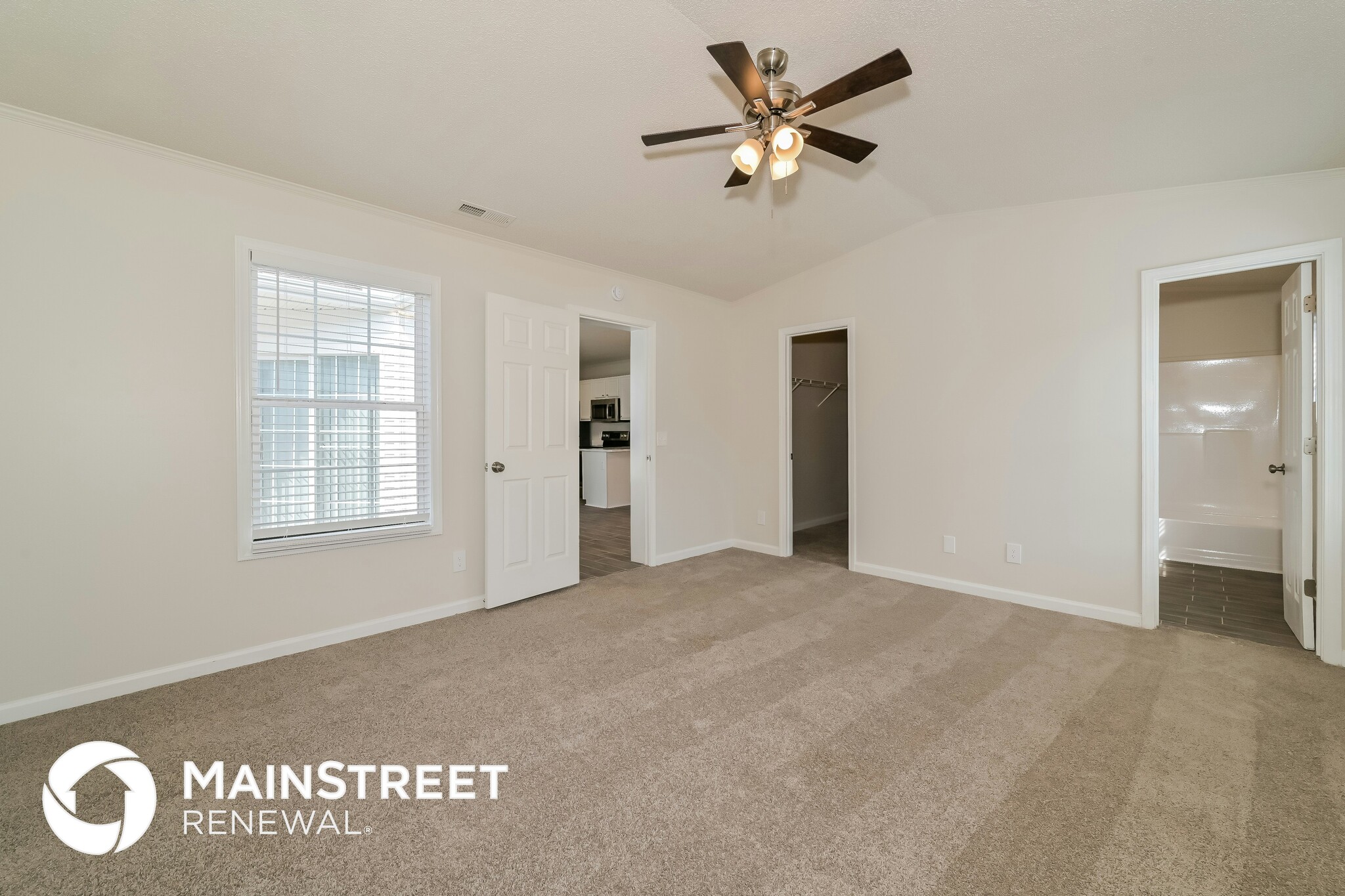 Building Photo - 10520 Lone Star Way