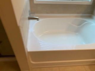 Building Photo - 1335 Hampton Oaks Dr