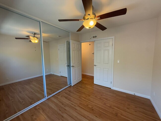Building Photo - Gorgeous 3B/2BA House w/ Swimming Pool, A/...