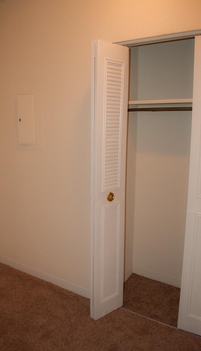 Floorplan - Virginia Arms Apartments