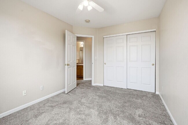 Building Photo - Welcome to this well-maintained 4-bedroom home in the heart of Thornton!