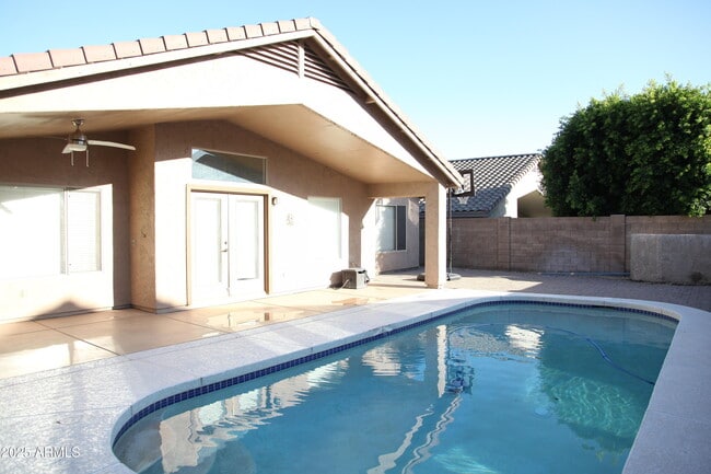 Building Photo - 16044 S 18th Ave