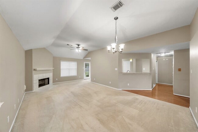 Building Photo - 26903 Castlecliff Ln