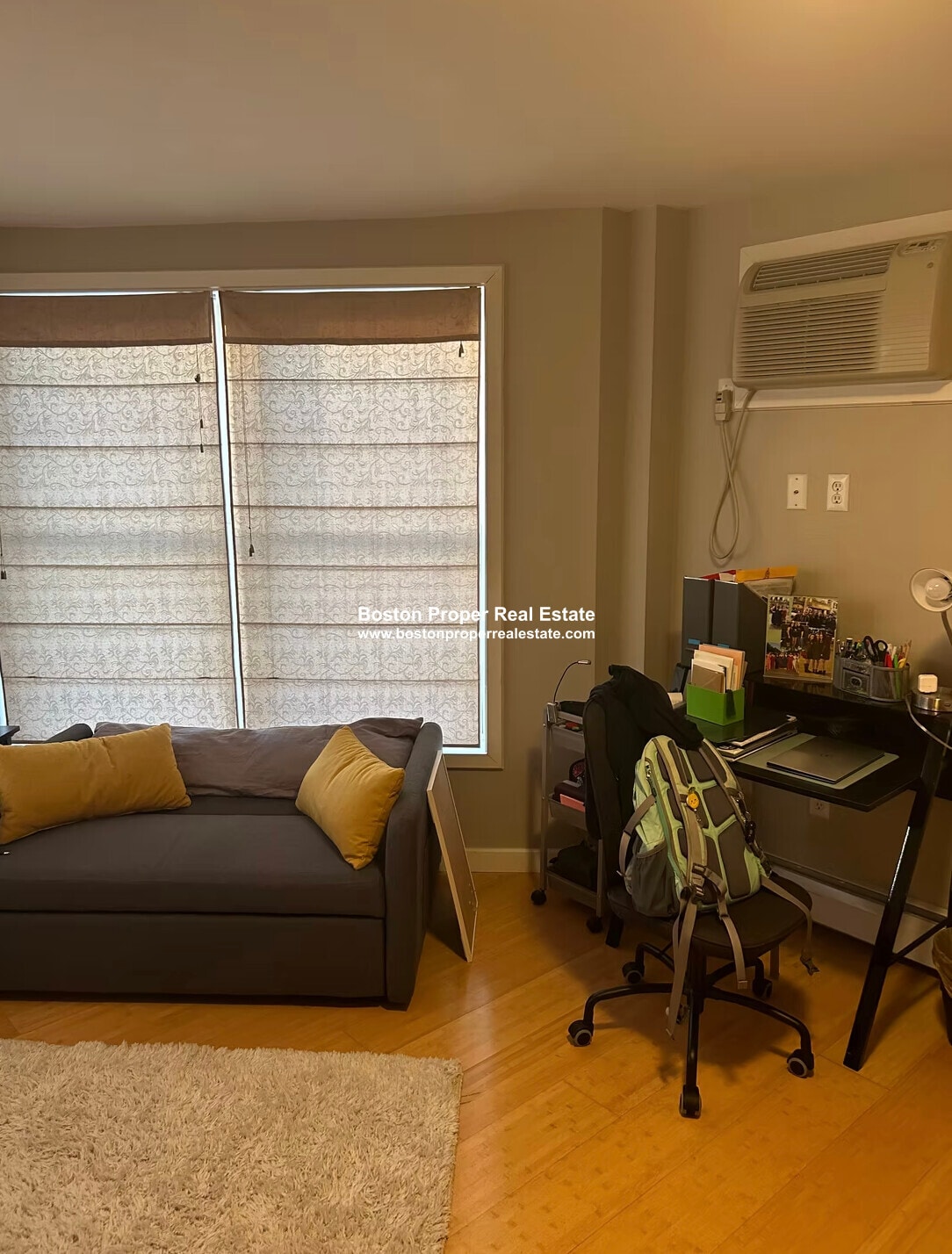 Building Photo - 461 Park Dr