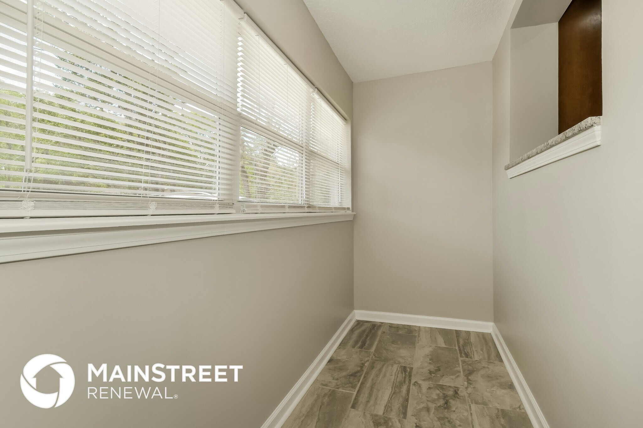 Building Photo - 8509 Addison Rd