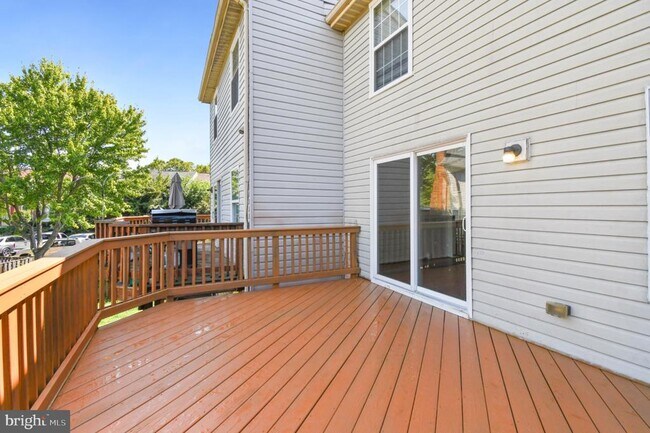 Building Photo - 6022 Phlox Ct