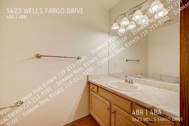 Building Photo - 5423 Wells Fargo Dr W