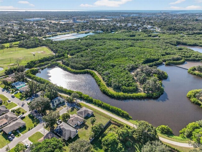 Building Photo - 2401 42nd St S