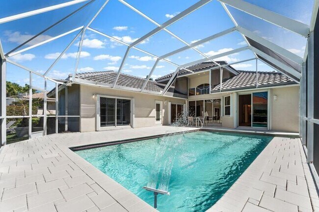 Building Photo - 7686 La Corniche Cir