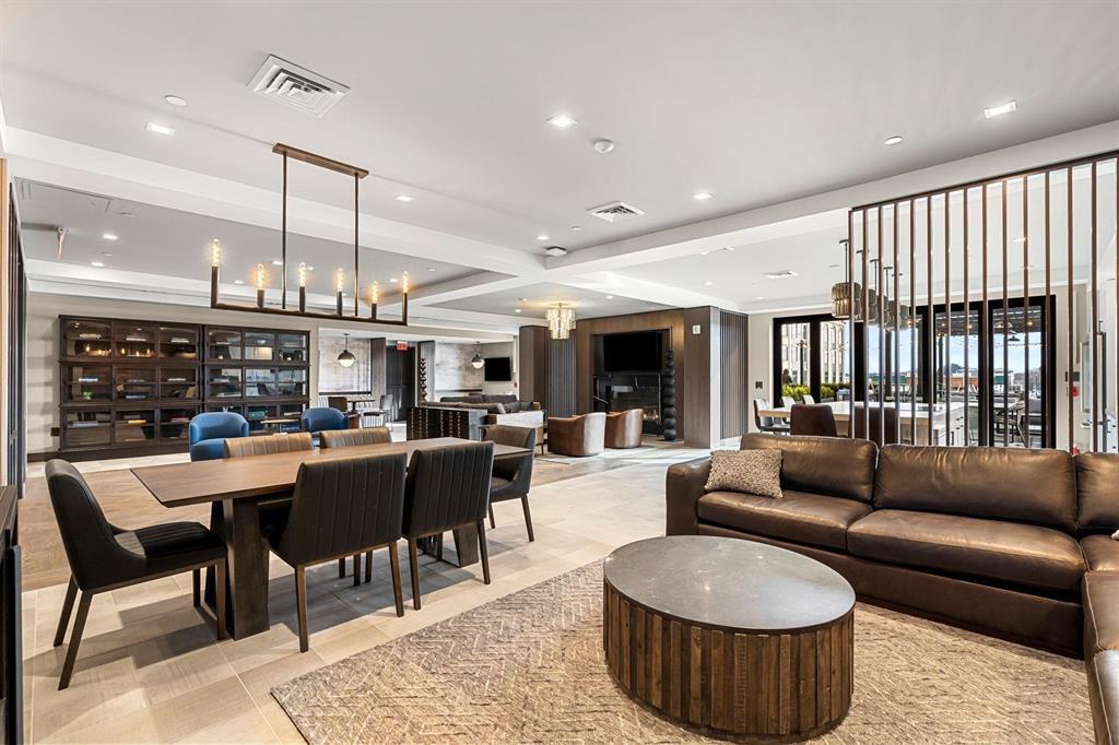Building Photo - 18 Artisan Dr