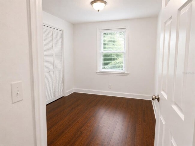Building Photo - 1218 Bermuda Lakes Ln
