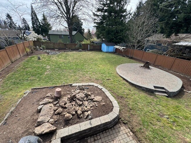 Building Photo - 4Bd/2.25Ba Kent House