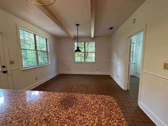 Building Photo - NE Acreage Home in Top School District